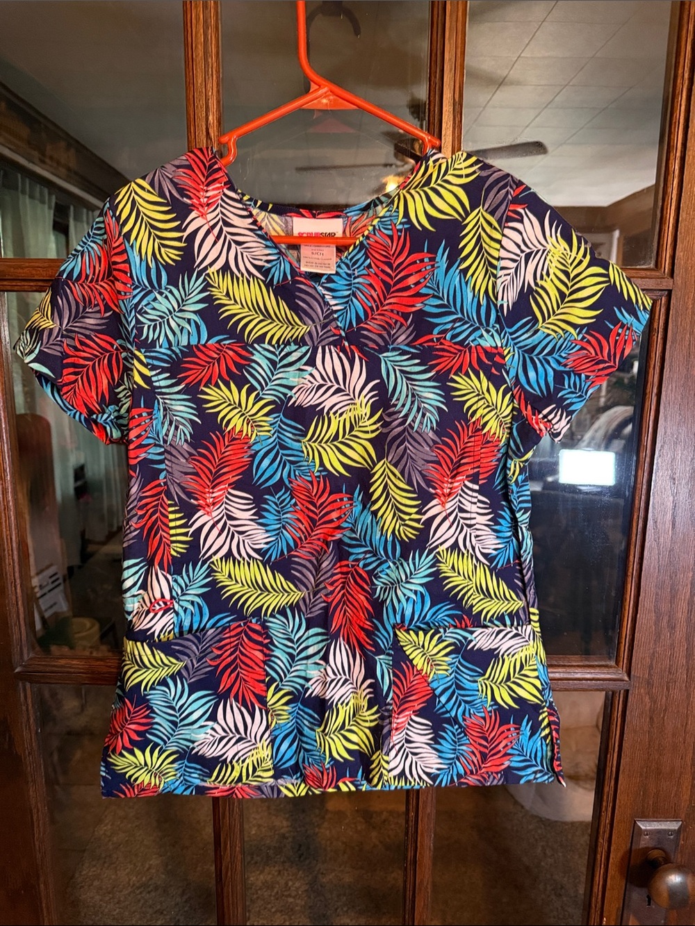Scrubstar Womens Tropical Palm Leaf Print V-Neck Scrub Top Multicolor Small FSFP